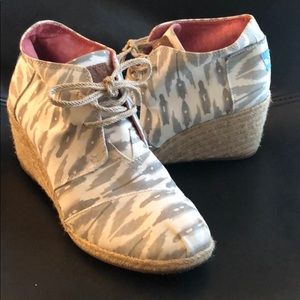 TOMS Aztec Wedges